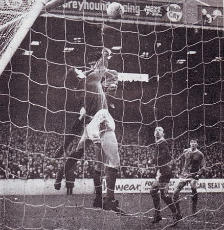 man utd home 1966 to 67 action man utd home 1966 to 67 action